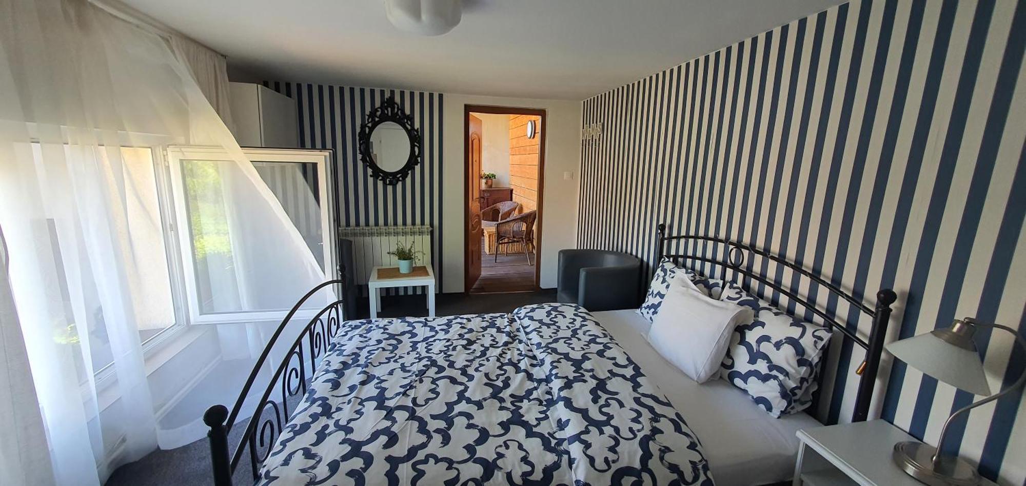 Babie Lato B&B Uniejow Phòng bức ảnh