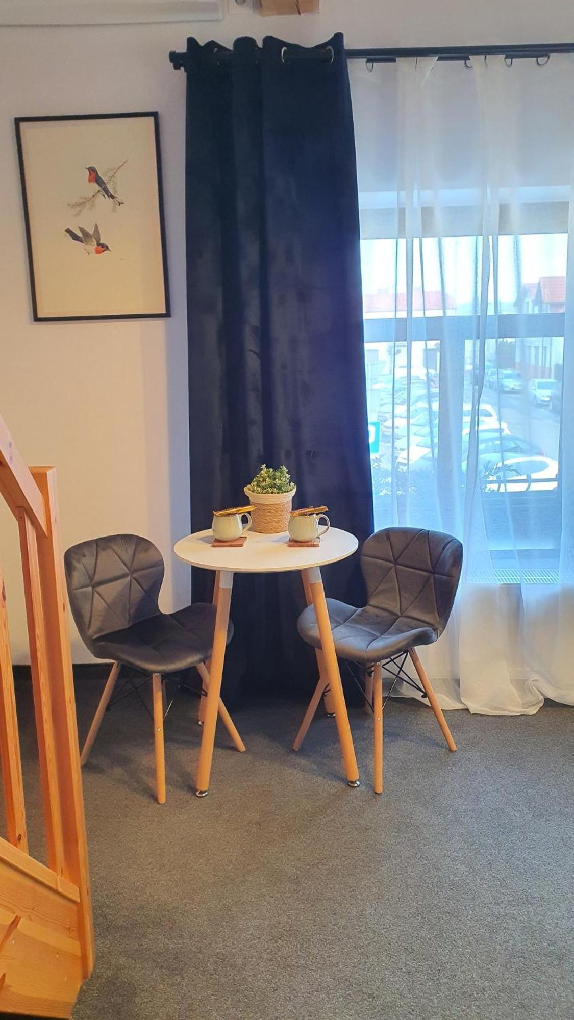 Babie Lato B&B Uniejow Ngoại thất bức ảnh